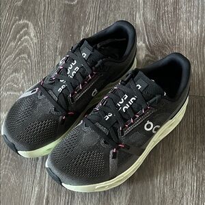 On Cloudeclipse Sneakers